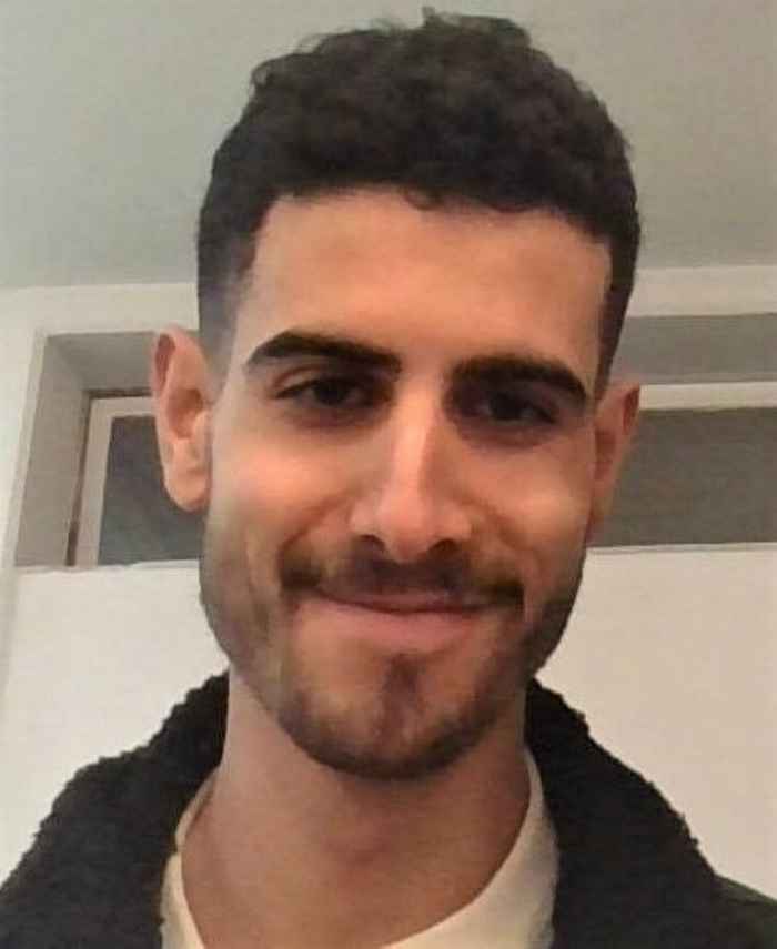 Yusuf Alqazzaz, bachelor Filosofie