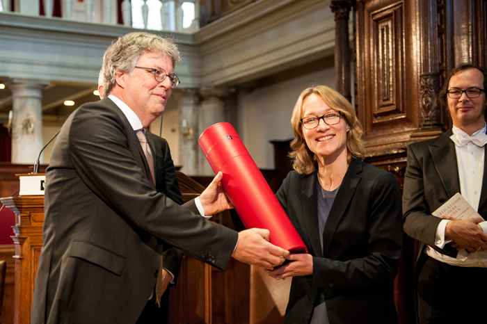 Promotie Laura van Hasselt