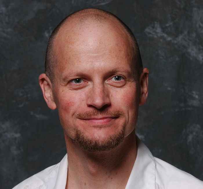 Dr M Kemper University of Amsterdam