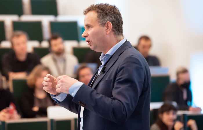 Keynote speaker Wiro Niessen, dean of UMC Groningen