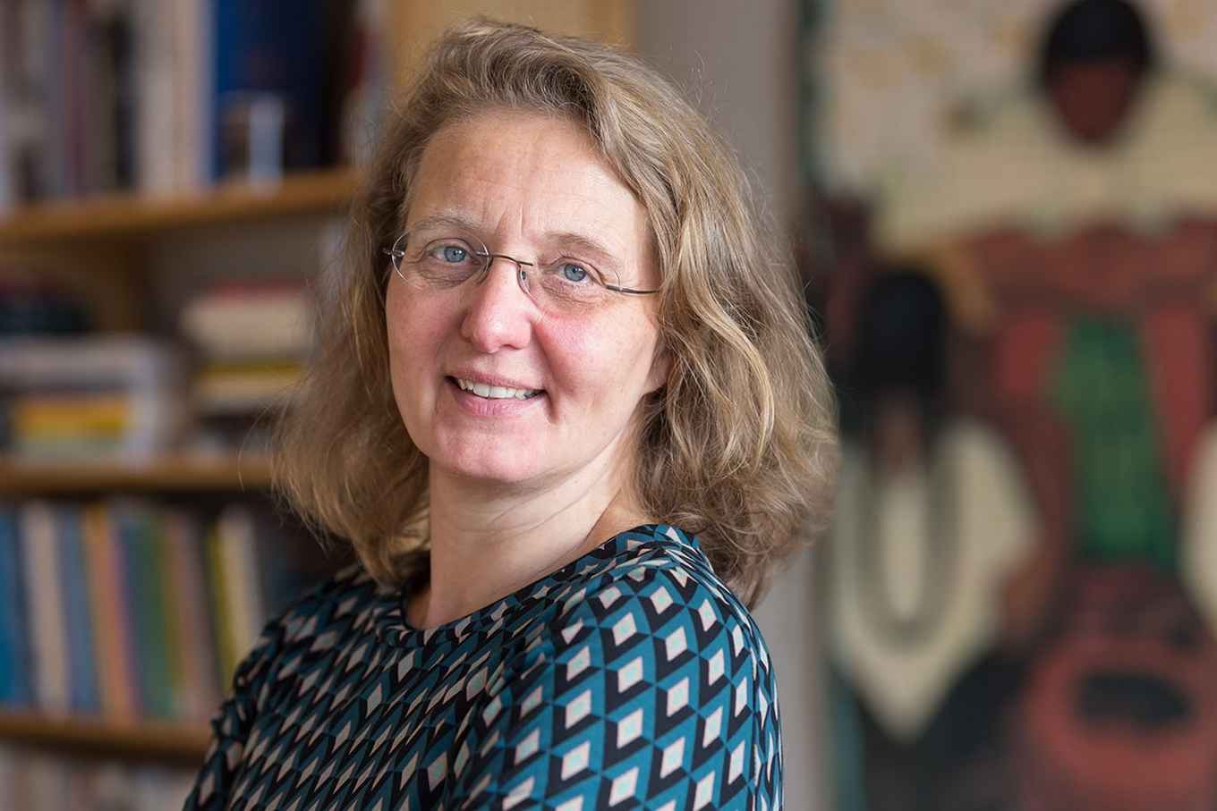 Prof Barbara Hogenboom