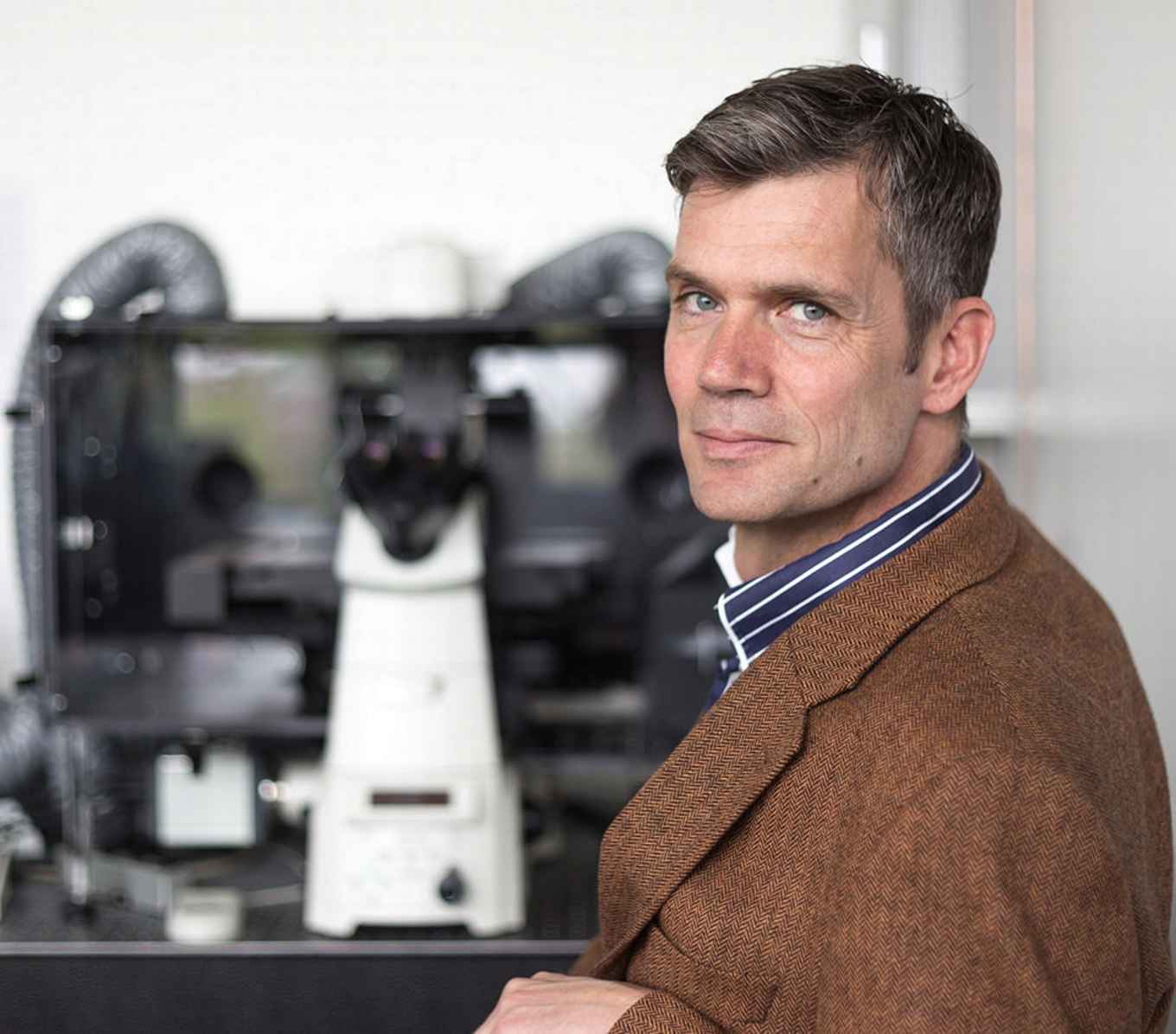 dhr. prof. dr. Leendert Hamoen, hoogleraar Algemene Microbiologie, FNWI