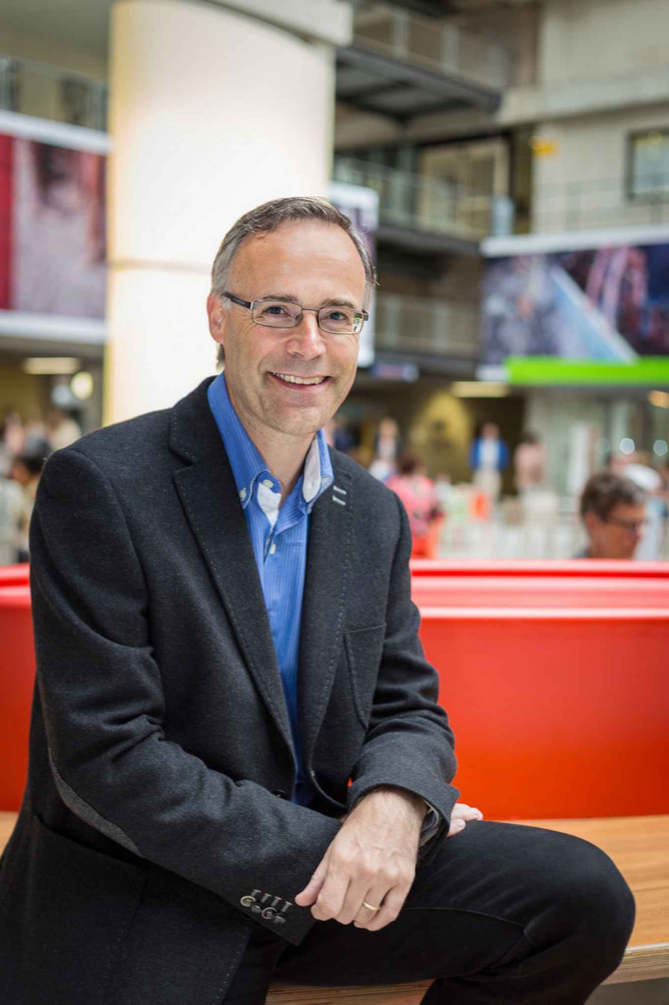 dhr. Anton Kunst, hoogleraar AMC, Sociale Epidemiologie