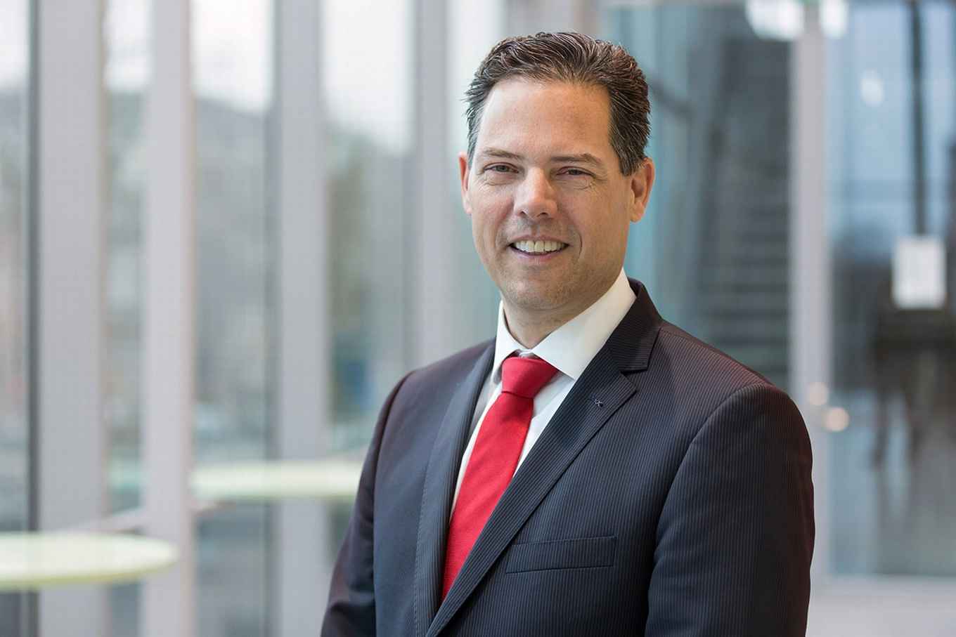 Prof Frank Verbeeten, professor Accounting