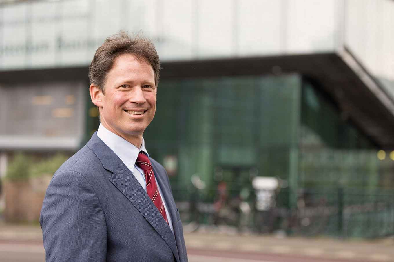 Prof Frank Belschak, professor, Leadership & Change