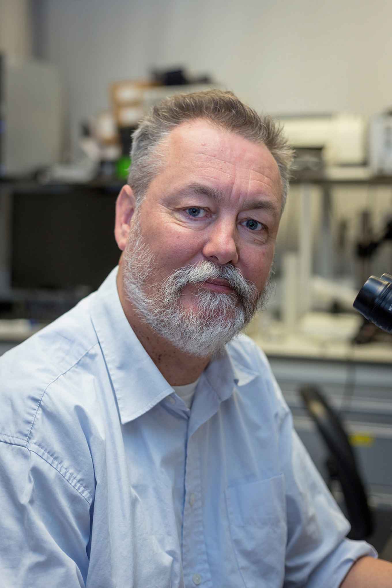 dhr. prof. dr. Kees Jalink, hoogleraar FNWI, Hoge-Resolutie Microscopie