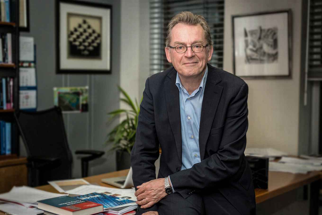 Prof Jos Baeten, professor Theory of Computing