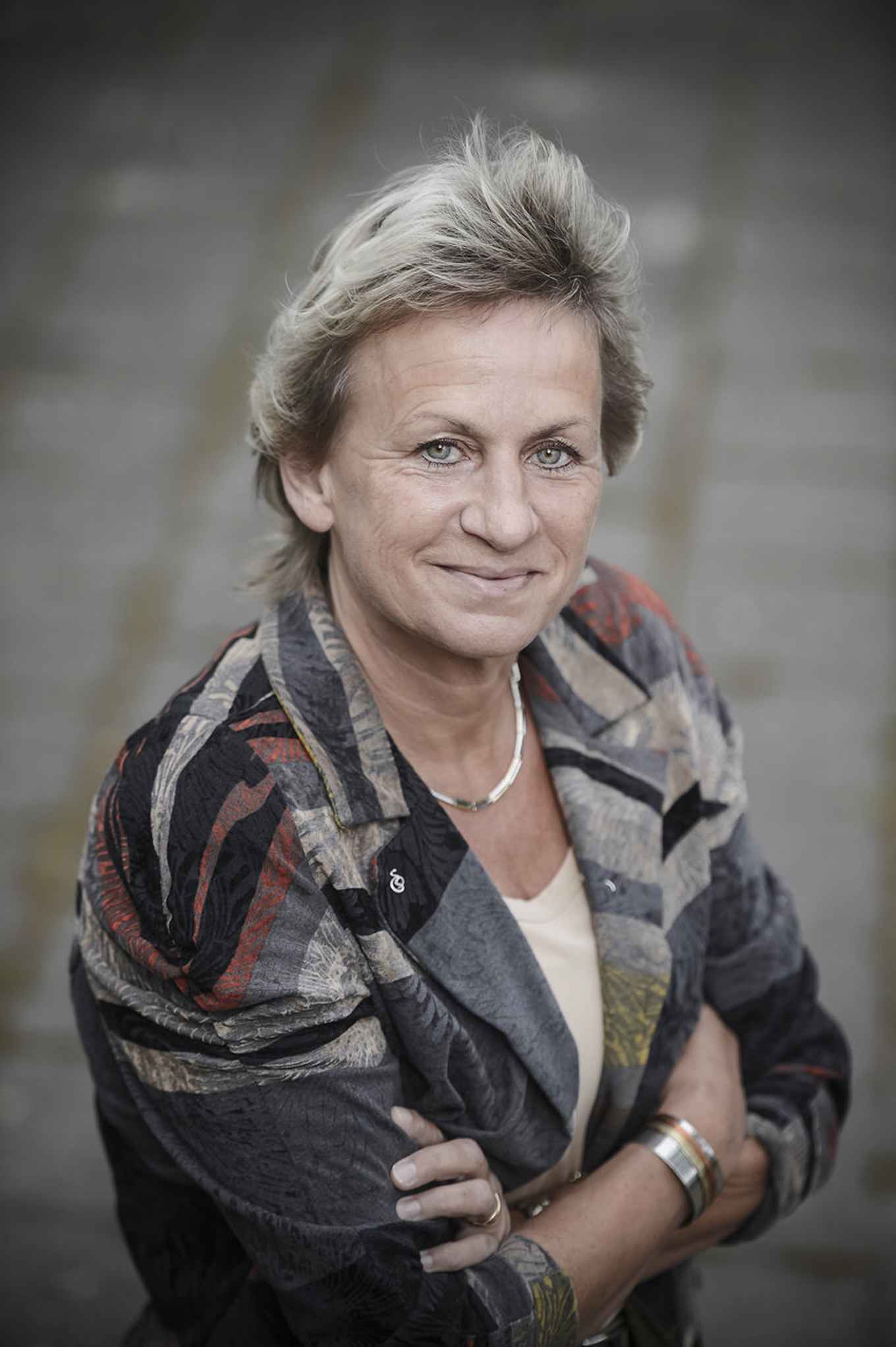Prof Judith Sluiter