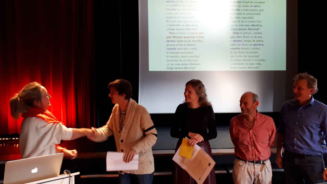 Masterstudenten Eva van Drie en Lisa Vendrik in de prijzen bij de Honderd Euro Vertaalwedstrijd