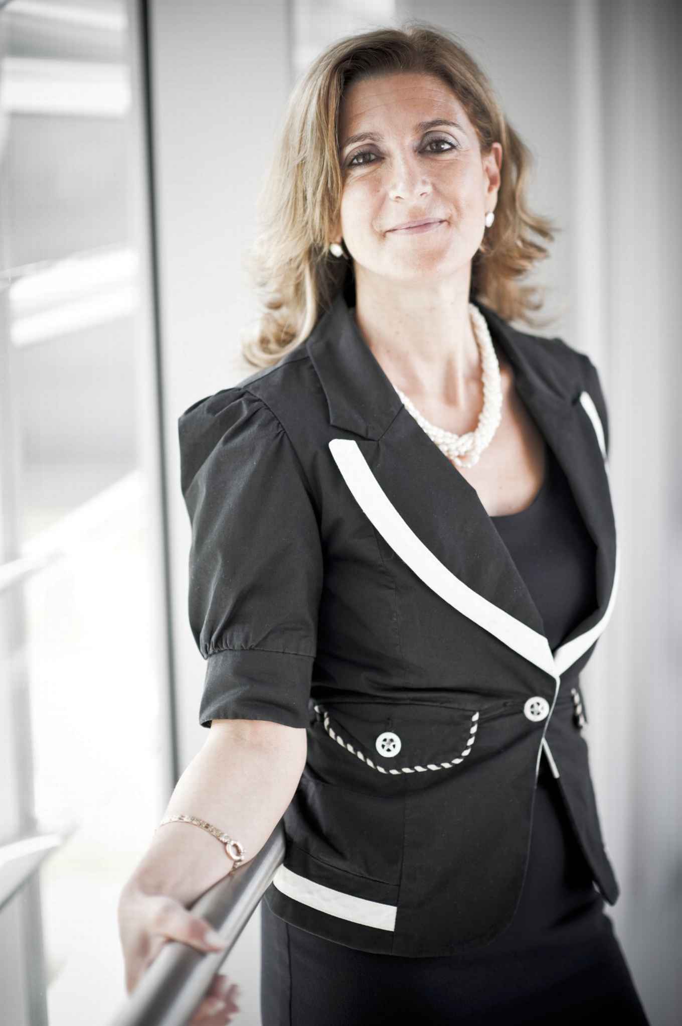 Prof. dr. Eleonora Aronica, FNWI, hoogleraar Pathologie van het zenuwstelsel, i.h.b. de epileptische aandoeningen