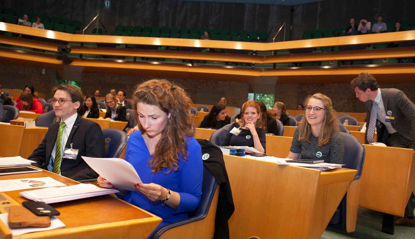 Studentenparlement 2017: Team in de Tweede Kamer