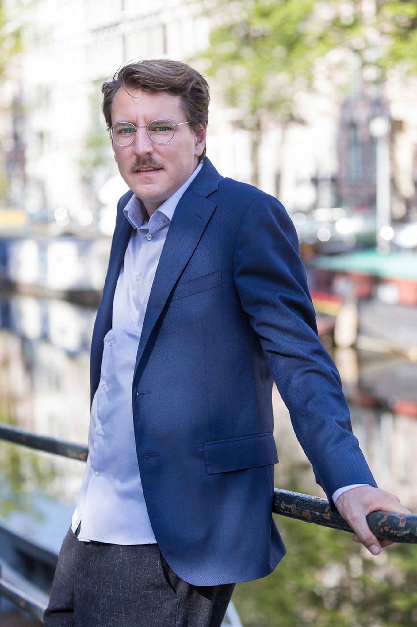 Mügge, Daniël, hoogleraar FMG